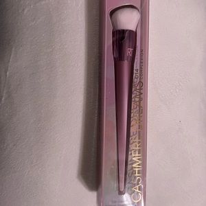 Real technique brush